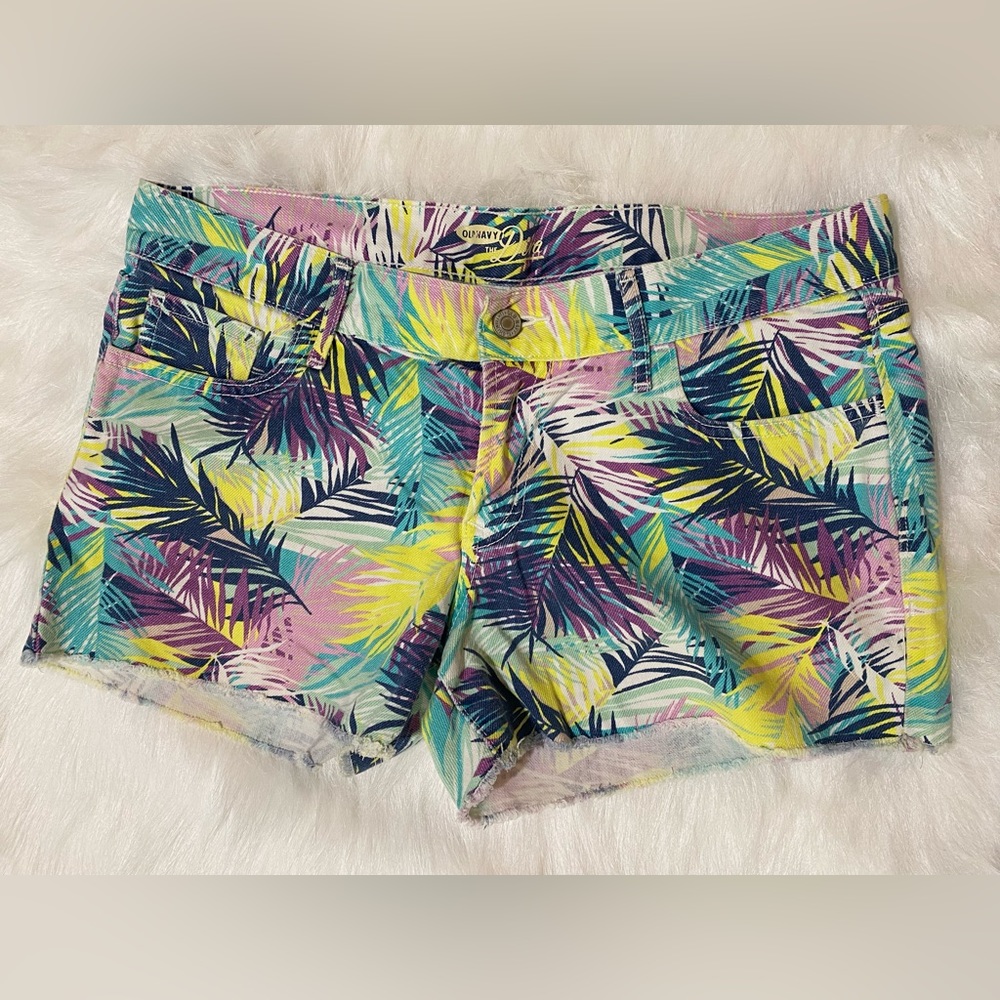 Amazing Retro Colored Shorts!